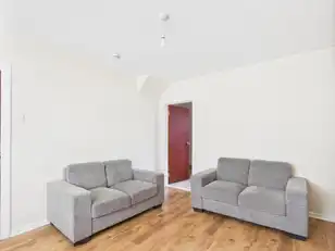 93 Lower Windsor AvenueImage 3