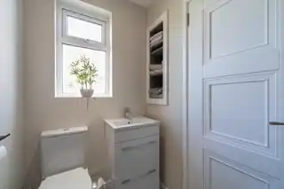 15 Windermere ParkImage 9