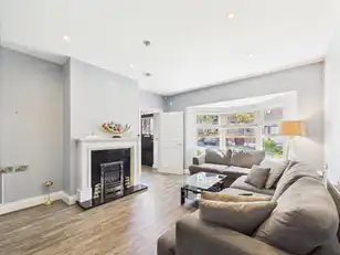 6 Bracken Hill TerraceImage 2
