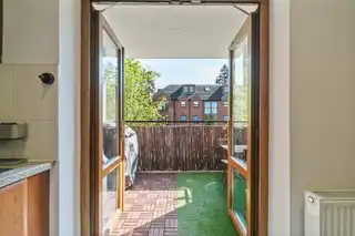 74 Redwood DaleImage 6