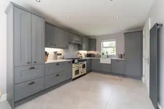 16 Mornington PlaceImage 8