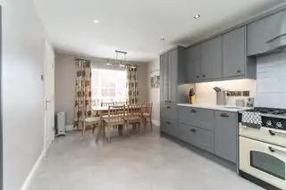 16 Mornington PlaceImage 10