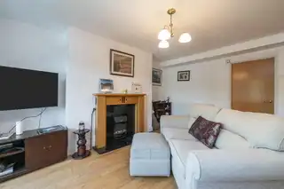 Apt 13 110 Upper Lisburn RoadImage 3