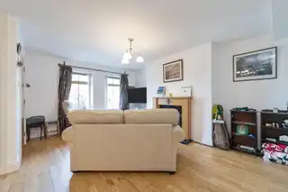 Apt 13 110 Upper Lisburn RoadImage 4