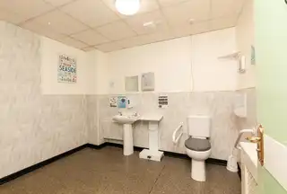 1A Queens AvenueImage 14