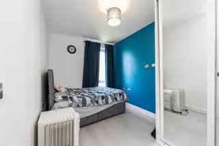Apartment 27 The Stern Building 37 Annadale CresceImage 9
