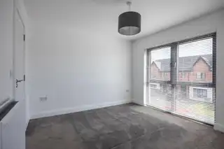 5 Brooke Hall DriveImage 9