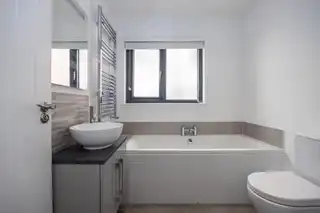 5 Brooke Hall DriveImage 7
