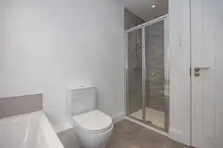5 Brooke Hall DriveImage 8