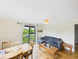 Apartment 17 Clarendon Quay 1 Pilot PlaceImage 2
