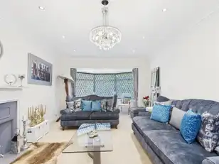 57 Balmoral AvenueImage 6