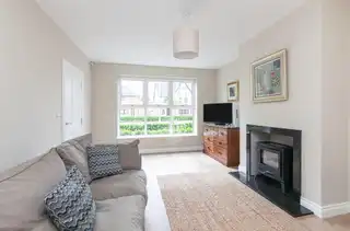4 Oakfield Park SquareImage 4