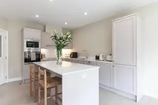4 Oakfield Park SquareImage 6