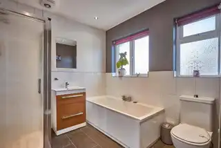 108 Glendale ParkImage 14