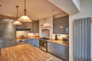 108 Glendale ParkImage 7