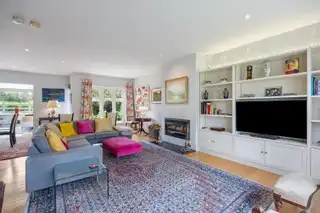 10 Governors Gate MeadowImage 4