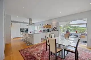 10 Governors Gate MeadowImage 3