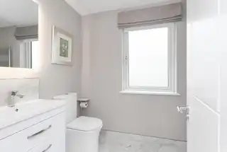 17 Upper Lisburn RoadImage 12