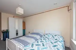 30 Woodlands ManorImage 11