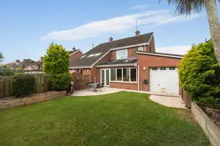 122 Glenholm ParkImage 12