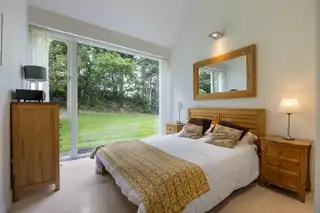 8 Whinknowe RoadImage 16