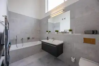 8 Whinknowe RoadImage 17