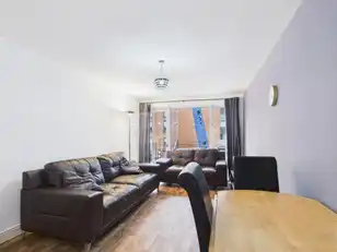 Apartment 311 Margarita Plaza 81 Adelaide StreetImage 2