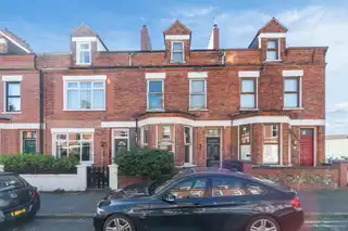 Image 1 for 32 Rossmore Avenue