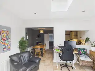 7 Park DriveImage 6