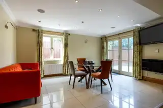 62 Osborne ParkImage 7