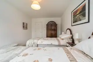 Apartment 11 Myrtlefield 1 Myrtlefield ParkImage 12