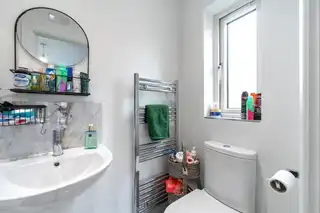 42 Woodbrook MeadowsImage 10