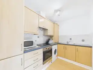 Apt 16 19 Station StreetImage 6