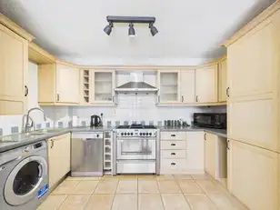 Apartment 4 Millennium Court 4 Downshire PlaceImage 2