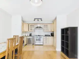 Apartment 4 Millennium Court 4 Downshire PlaceImage 4