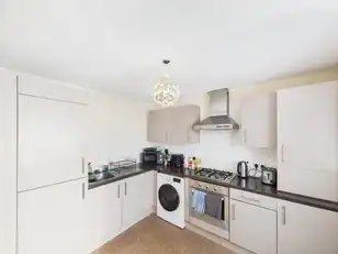 Apartment 6 2 Ross Mill AvenueImage 5