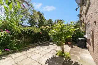 104 Annadale FlatsImage 12