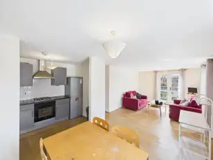 Apartment 13 Dunmore Building 32 Old Bakers CourtImage 3