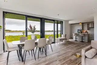 1 Coastguard ApartmentsImage 10