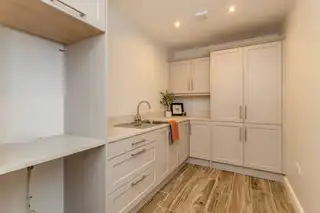 1 Coastguard ApartmentsImage 17