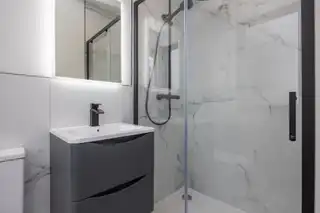 1 Coastguard ApartmentsImage 10