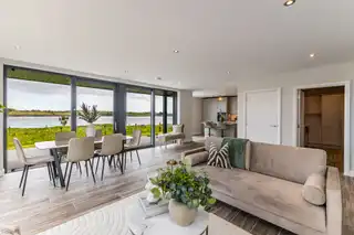 1 Coastguard ApartmentsImage 9
