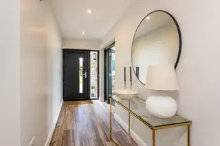 1 Coastguard ApartmentsImage 5