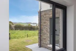 4 Coastguard ApartmentsImage 16