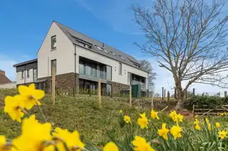 4 Coastguard ApartmentsImage 4