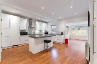 5 Mornington PlaceImage 3