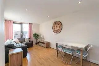 Flat 205 1-3 Ormeau AvenueImage 6