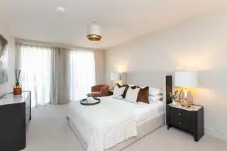 18 The Residences At Kings HallImage 7