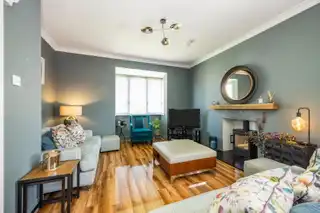 39 Royal Lodge AvenueImage 4