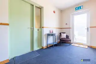 2 Riverside ApartmentsImage 2